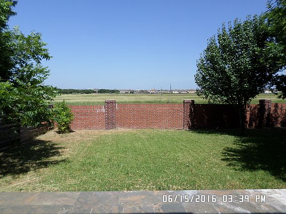 4th image of 410 Las Puertas