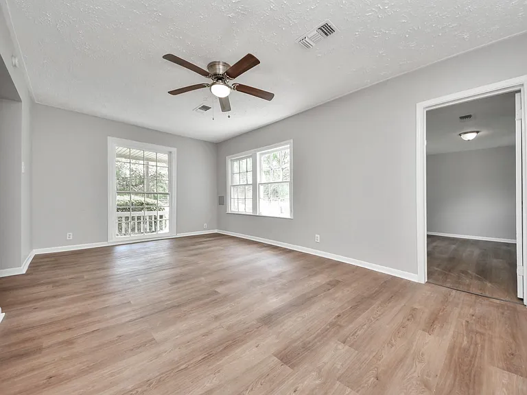 3603 Crosby Cedar Bayou Rd — Photo 20