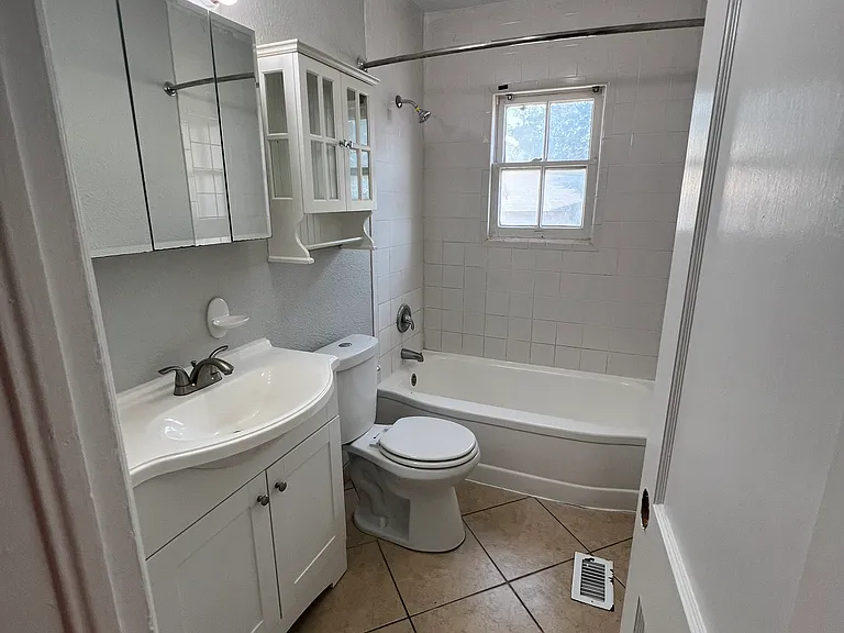 3600 Alton Rd — Photo 7