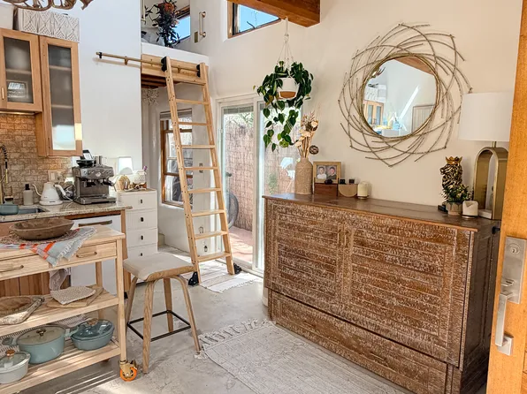 (undisclosed Address), Santa Fe, NM 87501