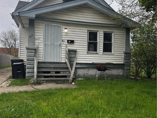 3674 E 103rd St, Cleveland, OH 44105