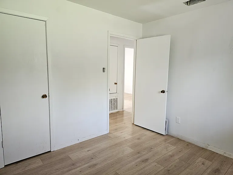 11023 Linvale Dr — Photo 10