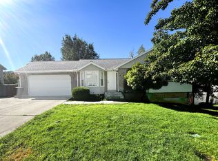 466 E 900th St N, Springville, UT 84663