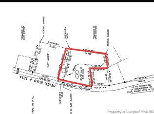 7054 Calloway Rd, Aberdeen, NC 28315