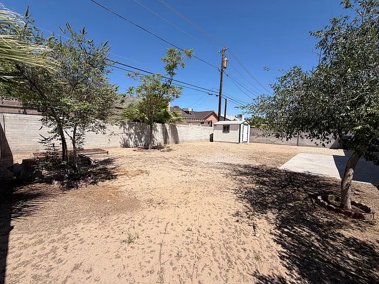 1317 Pyramid Dr — Photo 29