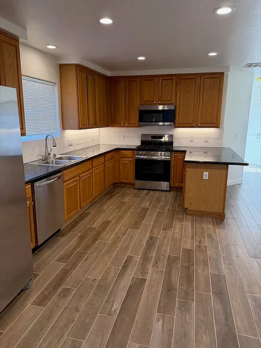 2101 Jefferson Ave #1 Photo 1