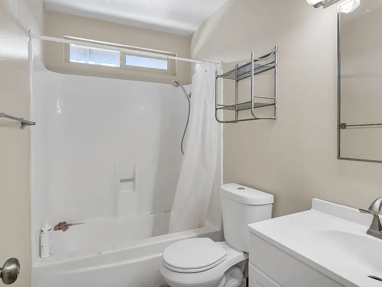 1414 Everton Pl — Photo 21