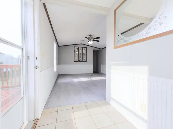 504 Sunshine Dr, Rocky Mount, NC 27804