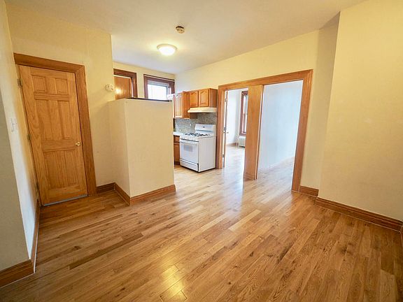 3rd image of 31-18 41st St #3L