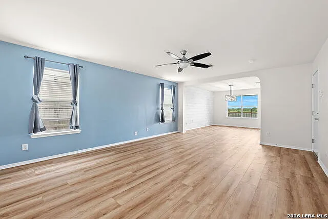 3 bed, 2.5 bath, 2279 sqft, $1,995 — Photo 2