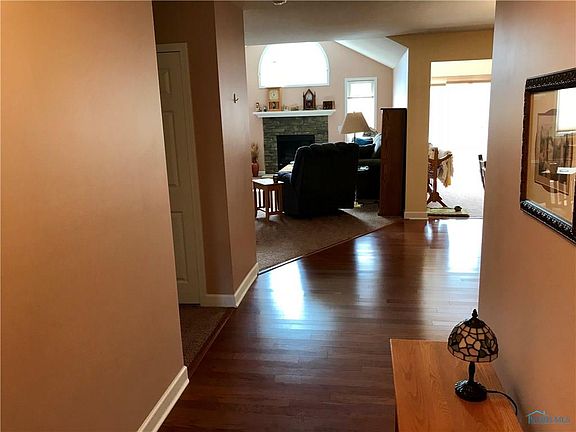 4th image of 1133 Cambridge Blvd