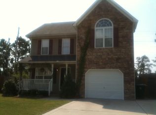 1608 Silver Ridge Ct, Fayetteville, NC 28304