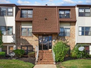 1944 Raspberry Ct, Edison, NJ 08817