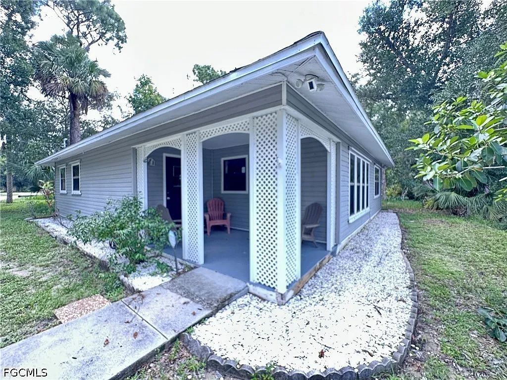 2 bed, 2.0 bath, 1502 sqft, $1,800 — Photo 4