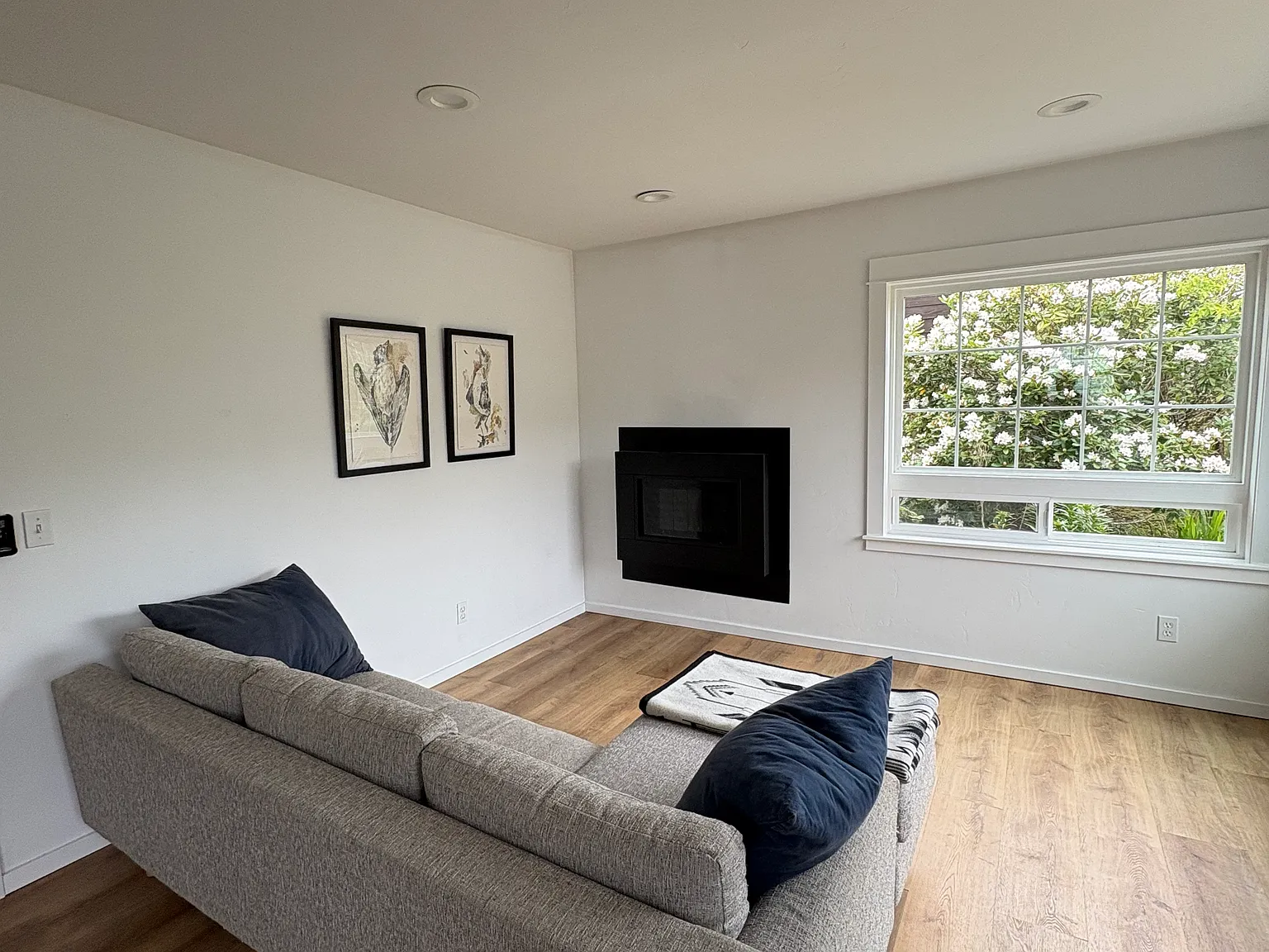 246 Edmund Ln — Photo 2