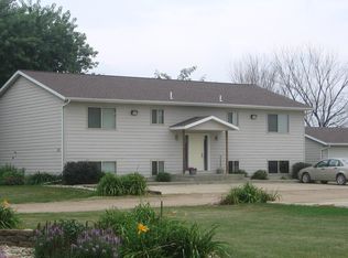 211 E 4th St #4, Worthing, SD 57077