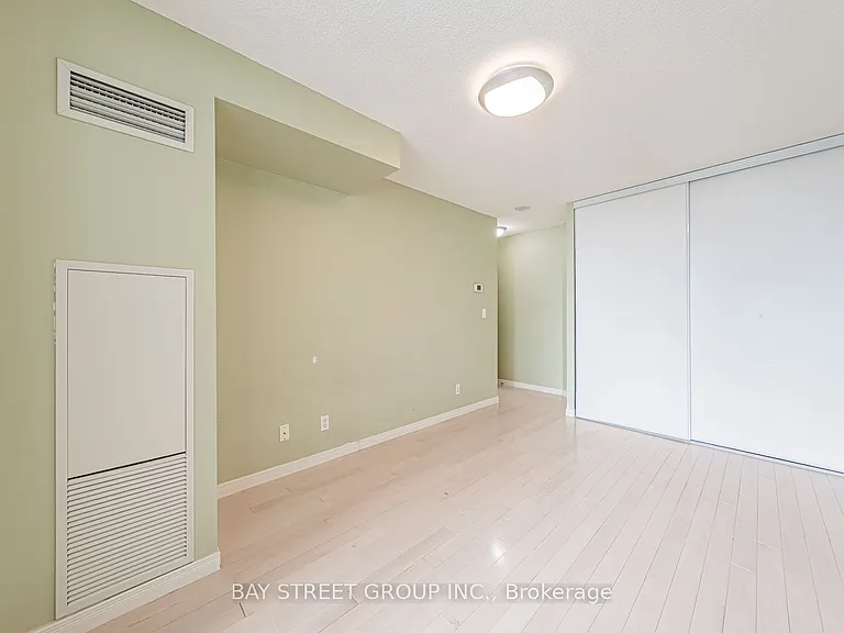 23 Hollywood Ave #3802 — Photo 24