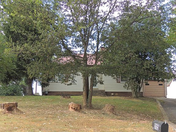 2nd image of 115 Park Dr