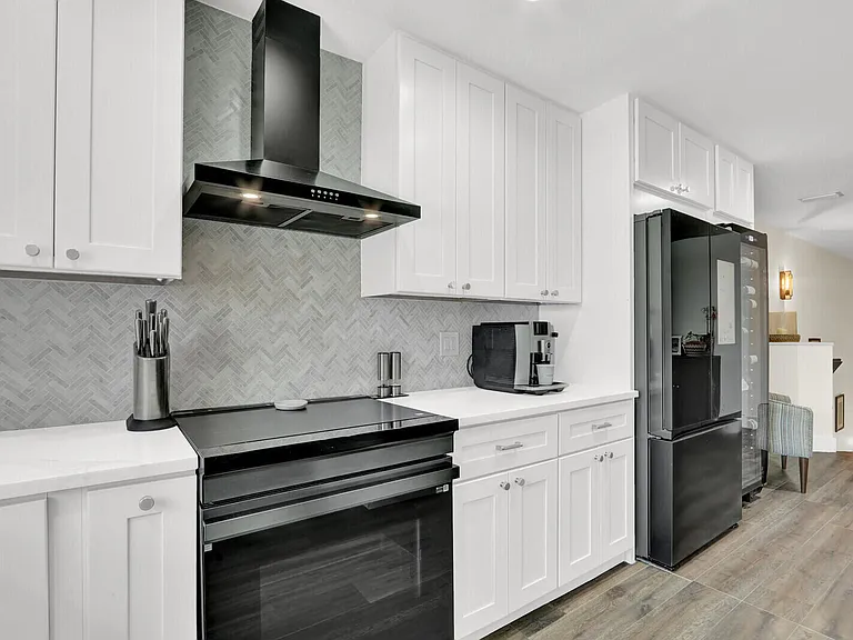 1506 Mizzenmast Way — Photo 16