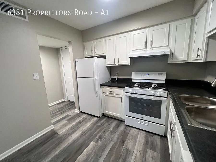 Worthington Village - 3 Bedroom 2 Bath Apartment — Photo 3