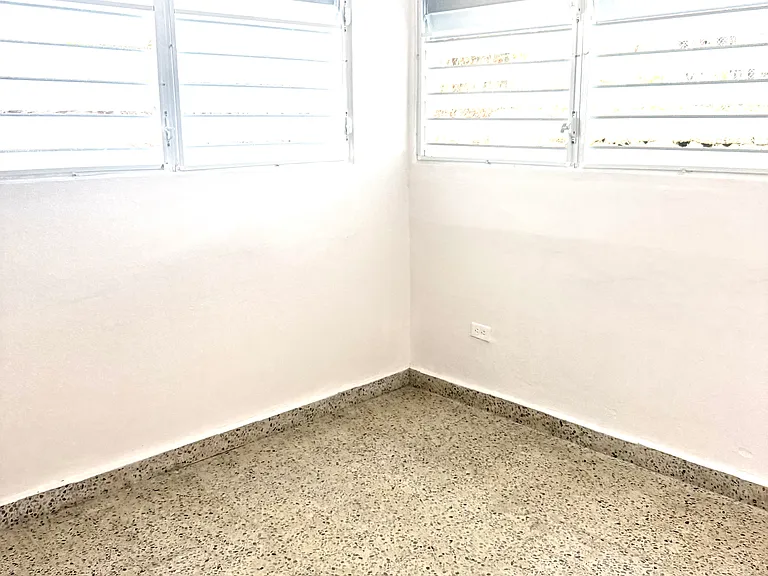 G41 Calle Capitan Correa Urb Reparto Flamingo — Photo 19