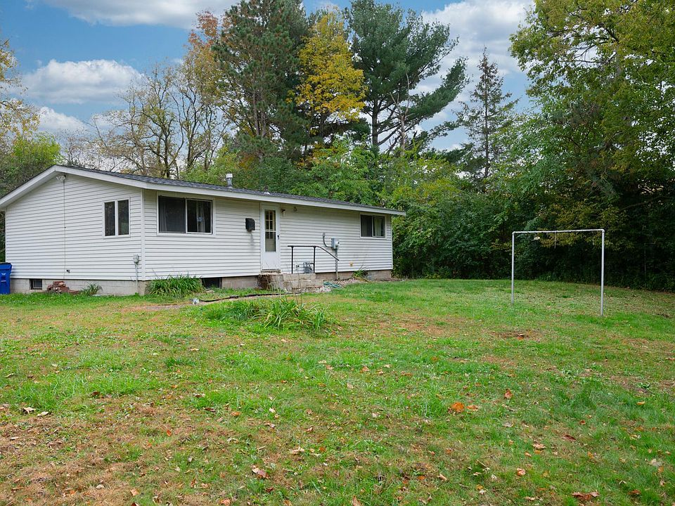 1st image of 564 Plourde Dr