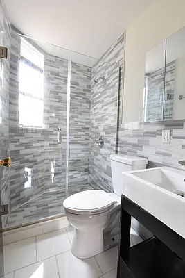 Rented by Bold New York | media 33