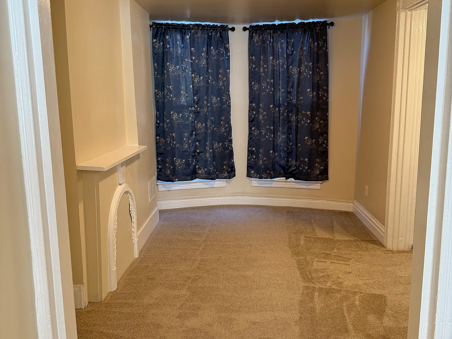 3 bed, 1300 sqft, $1,800 — Photo 4