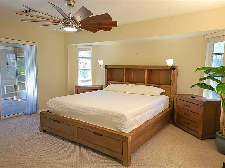 1690 Waxwing Ct — Photo 8