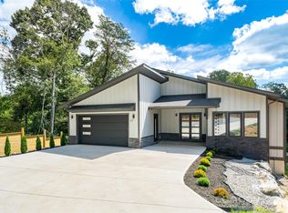 27 George Allen Rdg, Arden, NC 28778