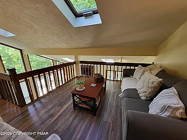 251 Dorchester Dr — Photo 22