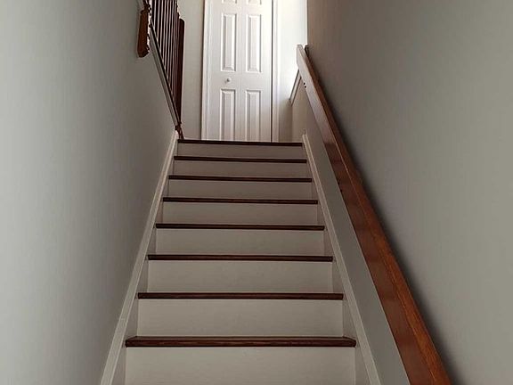 2nd image of 219 Village Circle Dr #219