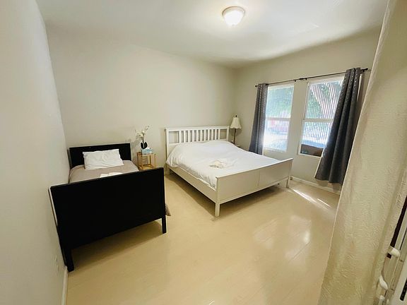 4th image of 349 10th St #5