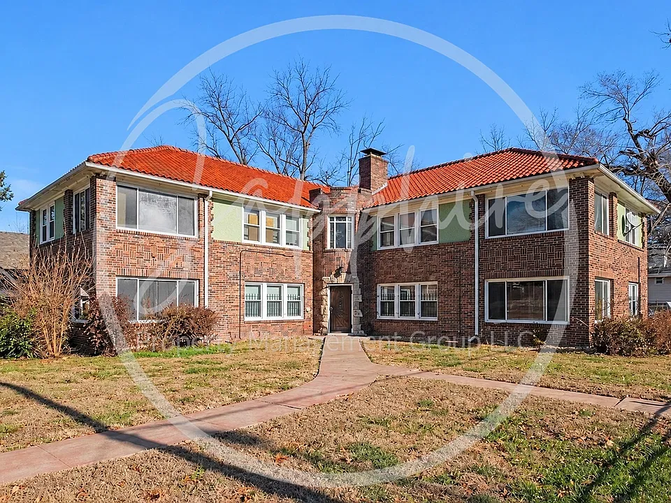 5455 Paseo Blvd #2N