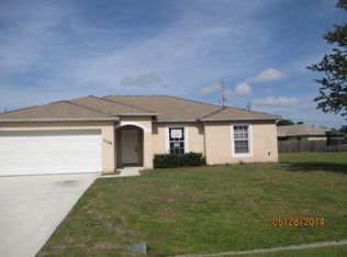 2389 SE West Blackwell Dr, Port Saint Lucie, FL 34952