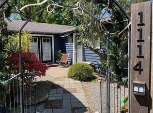 1114 Blaine St, Pt Townsend, WA 98368