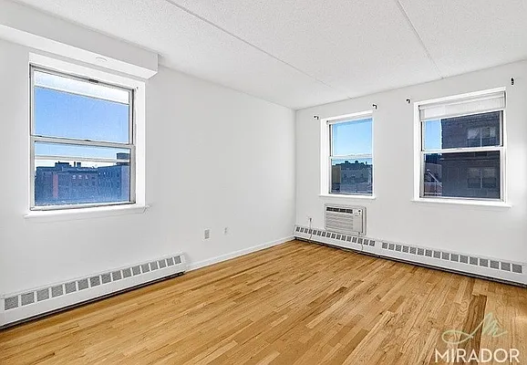 Sold by Mirador Real Estate | media 7