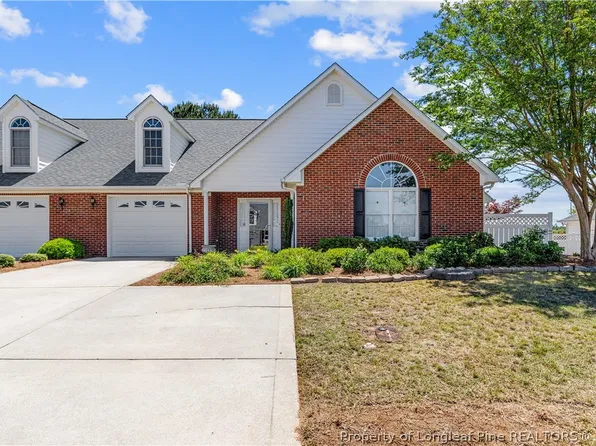 103 Chadbury Dr, Dunn, NC 28334