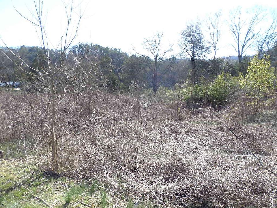 2nd image of Green Acres Cir