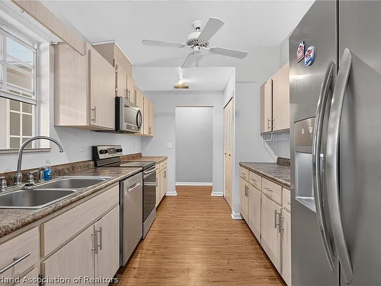 3205 Monza Dr — Photo 10
