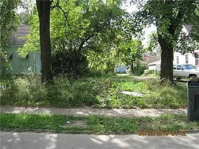 2271 Ontario St photo 1