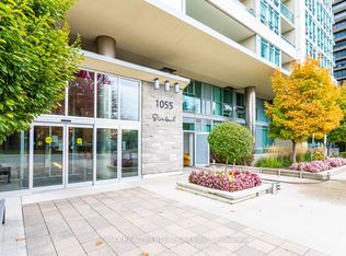 1055 Southdown Rd #105, Mississauga, ON L5J0A3