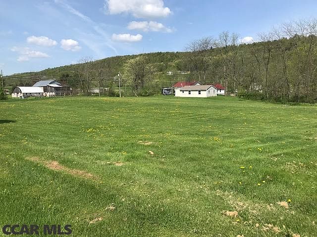 1st image of 140 Stoney Point Dr