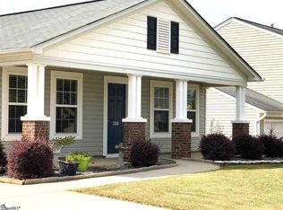 300 Stonewood Crossing Dr, Boiling Springs, SC 29316