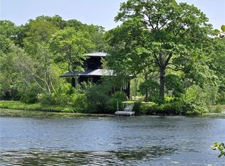 17 Jamaica Way, North Kingstown, RI 02852