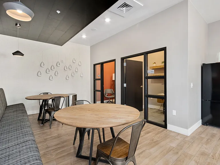 Cycle Apartments — Photo 55
