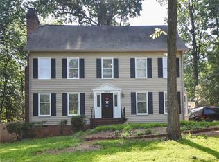 1608 Foxhollow Rd, Greensboro, NC 27410