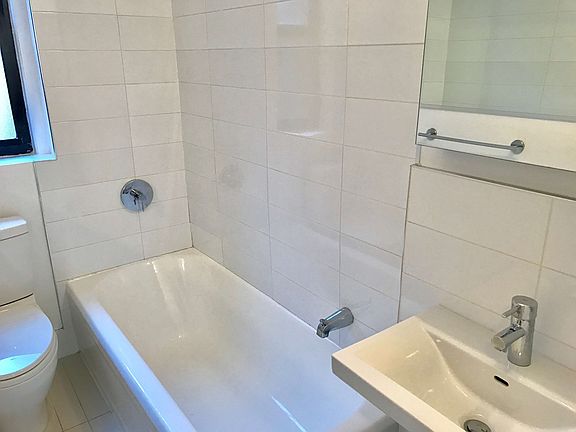 4th image of 8 Gramercy Park S APT 5f