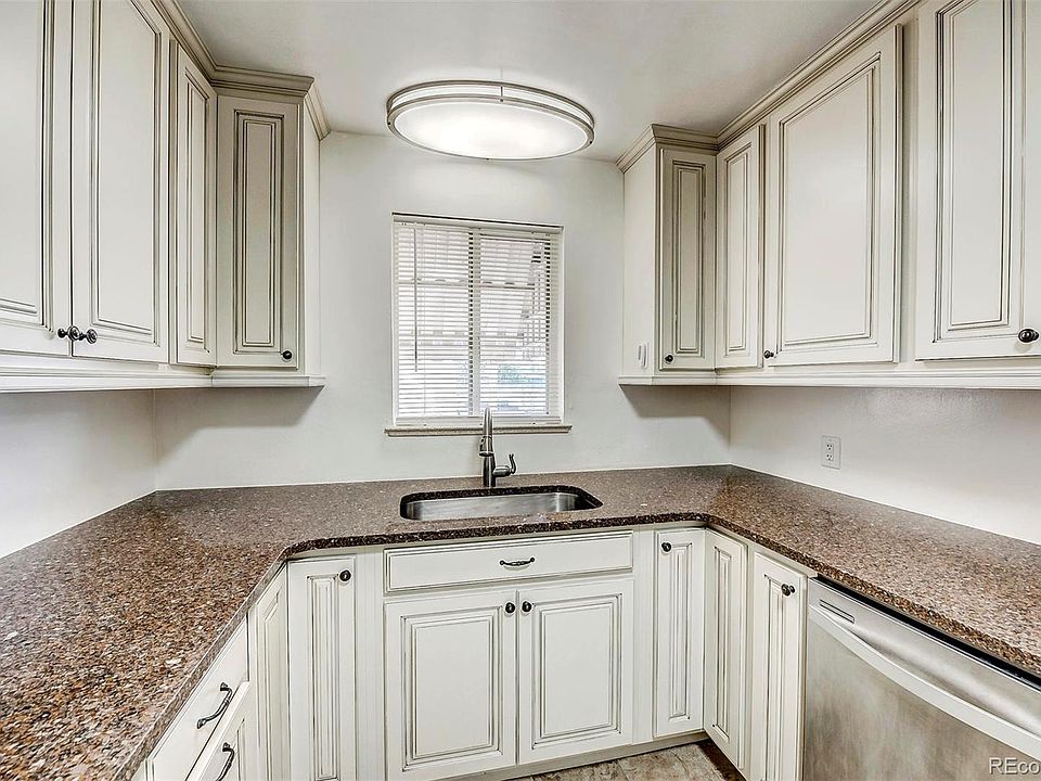 Remodeled kitchen, with premium cabinets