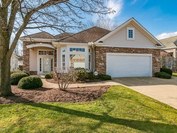 11388 S Forest Dr, Painesville, OH 44077